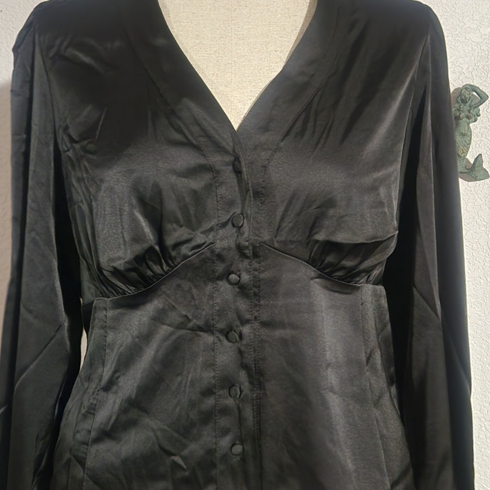 Torrid Black Button Front Blouse - Picture 7 of 9